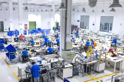 互联网巨头入局工业制造 小米黑灯与阿里犀牛的背后逻辑